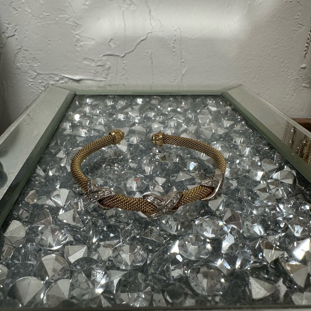 Gold bracelet